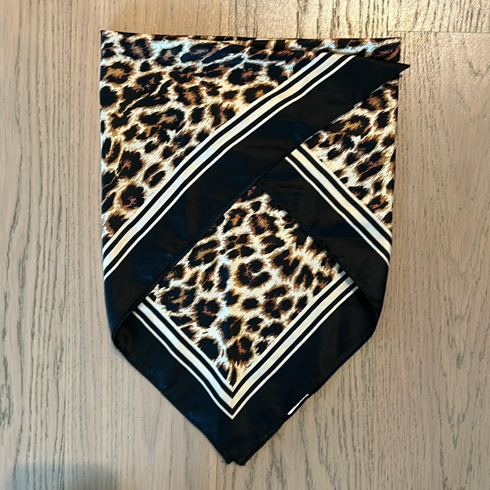 Cheetah silk scarf